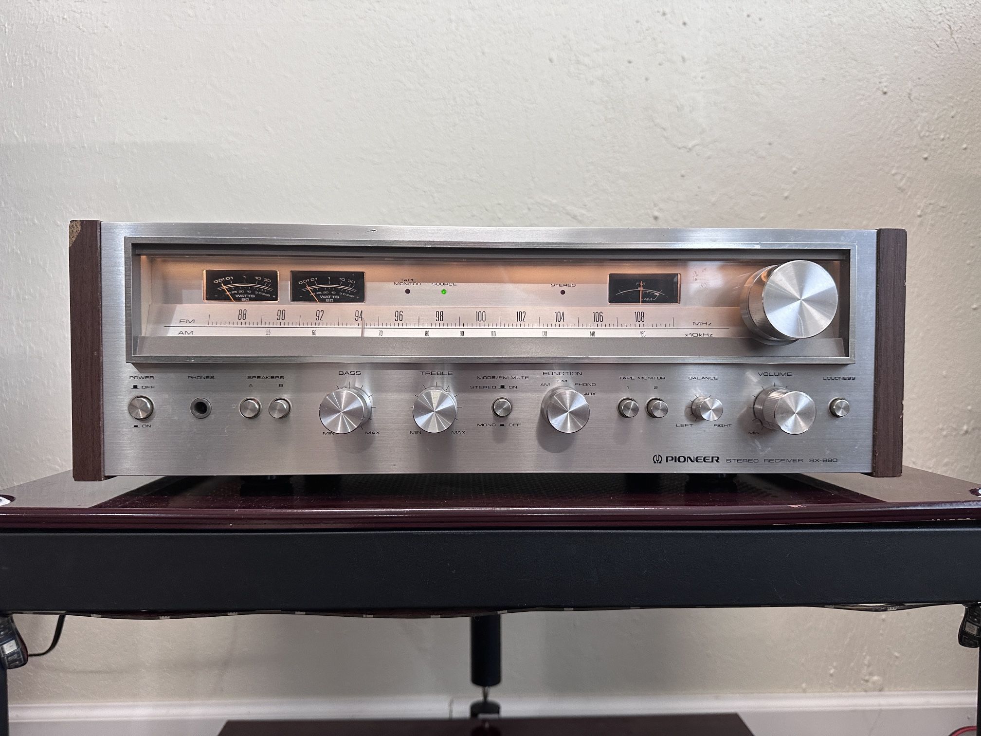 Pioneer SX-680 AM/FM Stereo Receiver