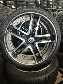 22 Inch 3 Piece Wheels With Low Profile Tires With Bolt Pattern 5x4.5 