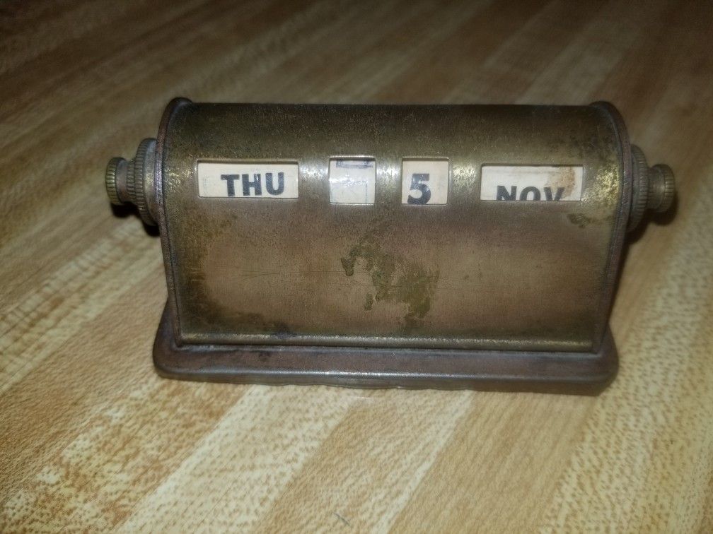 Vintage Brass Park Sherman Perpetual Desk Calendar Paperweight