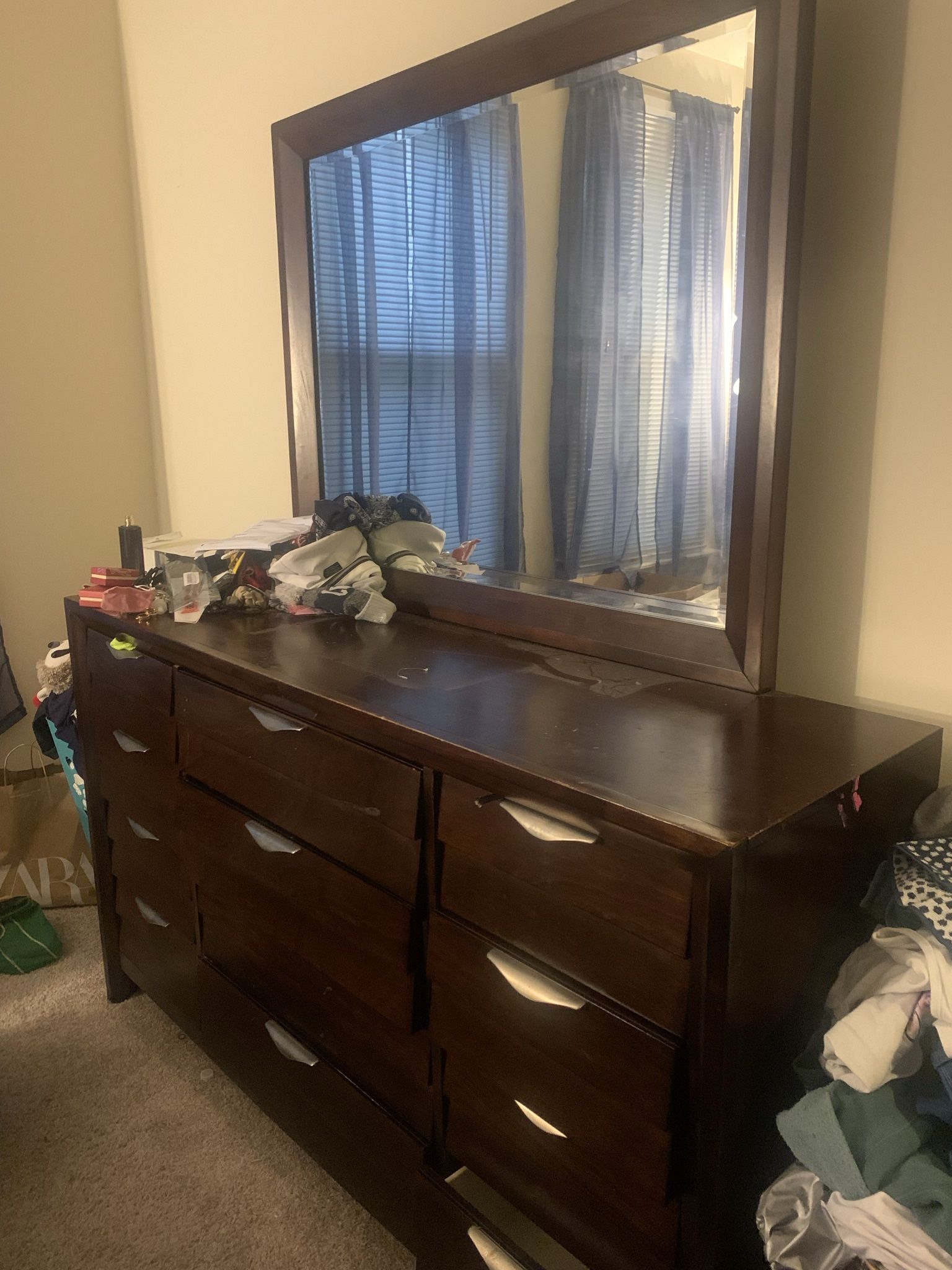 Almost FREE Furniture !!!! MOST PICKUP BY SUNDAY