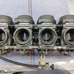1997 GSXR600 Carbs