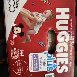 Huggies Diapers Size 5 ; 100 Count