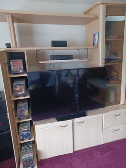 Furniture In The Picturers For Sale