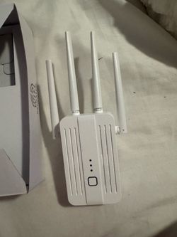 WiFi Range Extender 300Mbps 4 Antennas – New