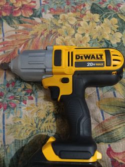 DeWalt 1-2drive