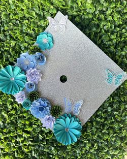 Grad Cap Toppers 