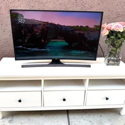 IKEA HEMNES TV Stand – White, 3 Drawers, Solid Wood, Great Condition