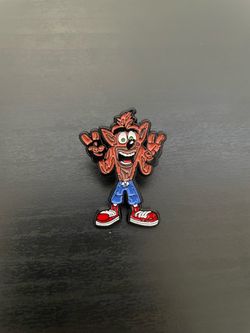 Crash Bandicoot Pin NEW Pinback Brooch Video Games PlayStation 90s Metal Enamel