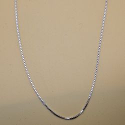 ✨ Sleek Italian Silver Box Chain ✨