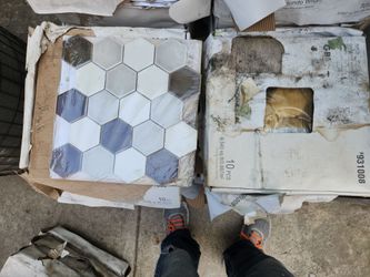Wall tile