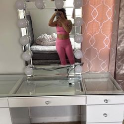 Vanity table must go TODAY !