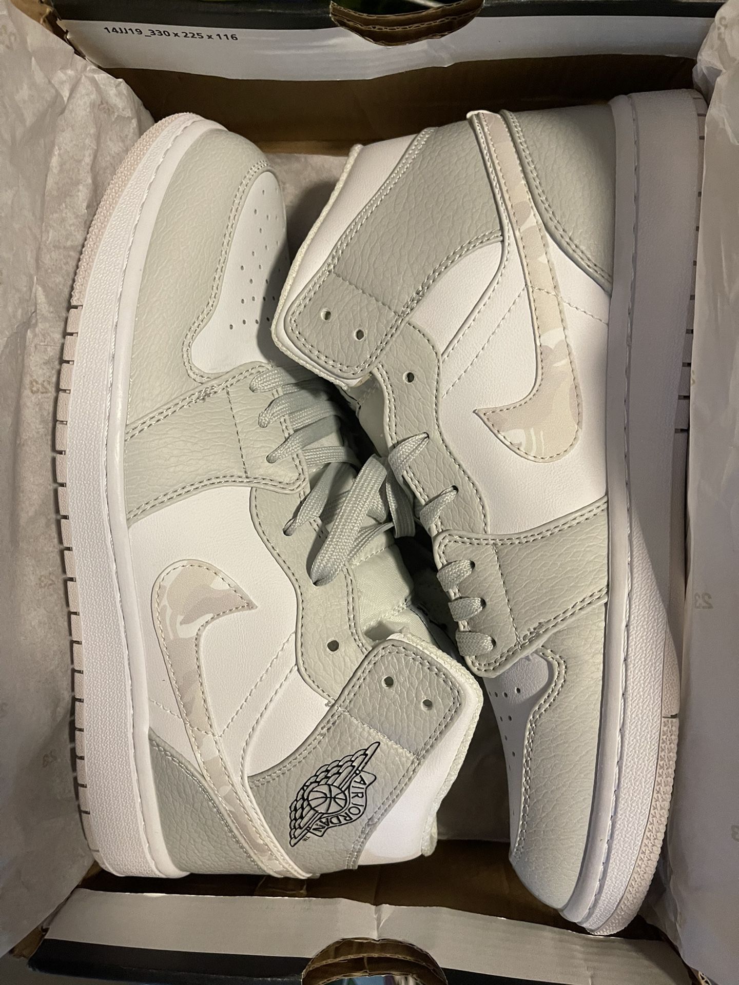 Jordan 1 Mid Camo White