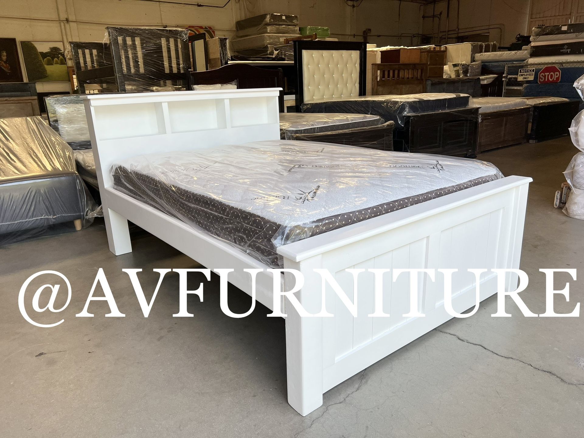 White Full Bed And Mattress Solid Wood