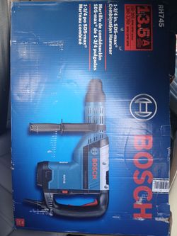 Boss  13.5 Amp 1-3/4 Corded Variable Speed SDS-Max concrete/Masonry Rotary Hammer Drill with  Carrying case