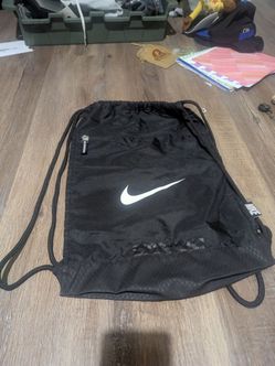 Nike brand drawstring bag