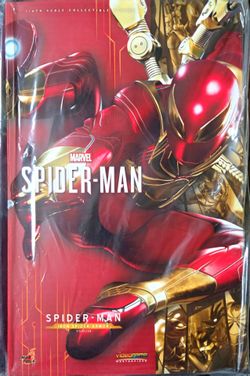 Hot-Toys Spider-man Iron Spider Suite 1/6 Scale figure