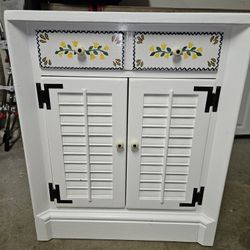 Adorable, handpainted Ethan Allen Storage Cabinet/ Large End Table