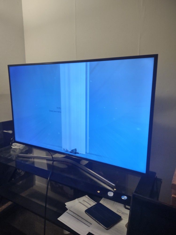 50 Inch Smart Tv 2017 Cracked It Bringing It In The House