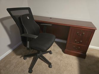 Office chairs and credenza