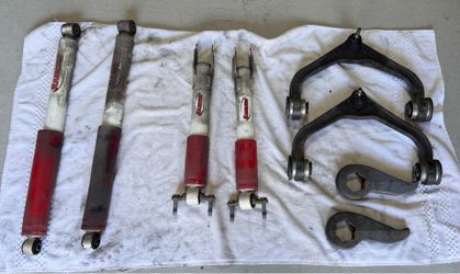 Suspension Components off 20-26 GMC/Chevy 2500/3500