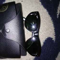 Ray bans sun glasses