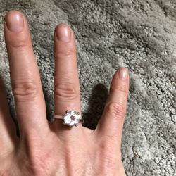 Sterling Silver White topaz Solitary Ring 7