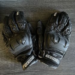 Sedici Gloves