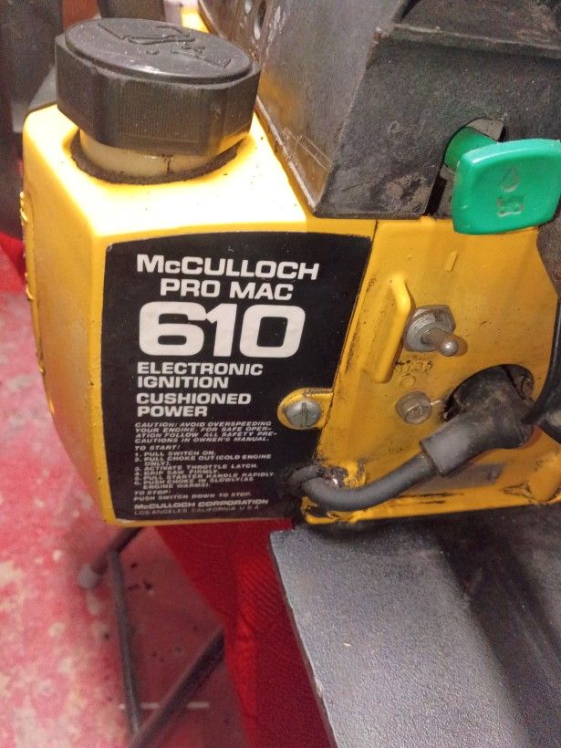 Mcculloch 610 Chainsaw