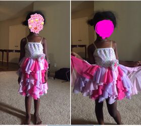 Cute Jazz outfit my daughter wore for her Tap recital! It adorable and has a matching bow ! It's a size Small