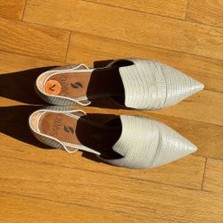 Franco Sarto Toby Embossed Leather Flats - Women’s Size 7 