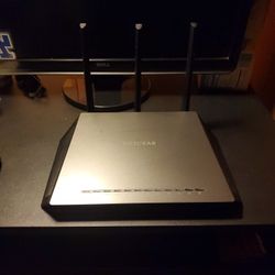 Netgear Nighthawk AC1900 Smart Wifi Router Model R7000