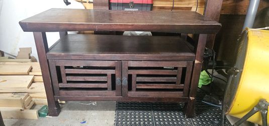 Asian style entertainment center