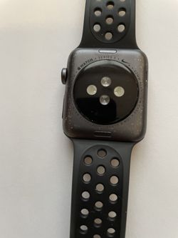 Apple MTF42LL A Serie 3 42mm Space Gray Case with Nike Anthracite Sport Band. for Sale in Williamsburg VA OfferUp