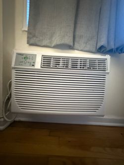 Koldfront AC and Heater Wall Unit with Remote