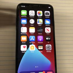 Locked iPhone X Glass Crack 