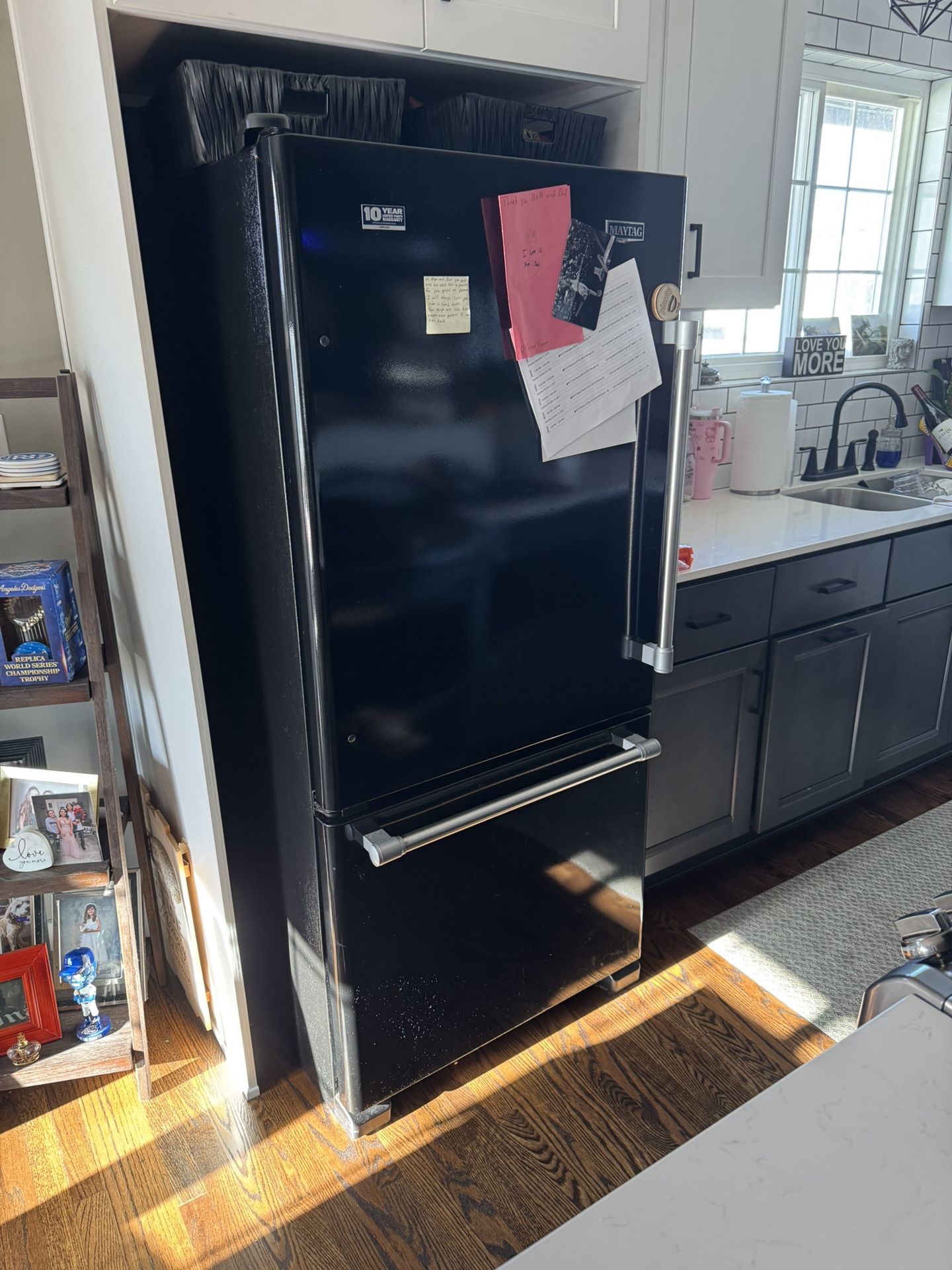 Refrigerator 