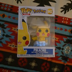 Funko Pop - Pikachu Sitting