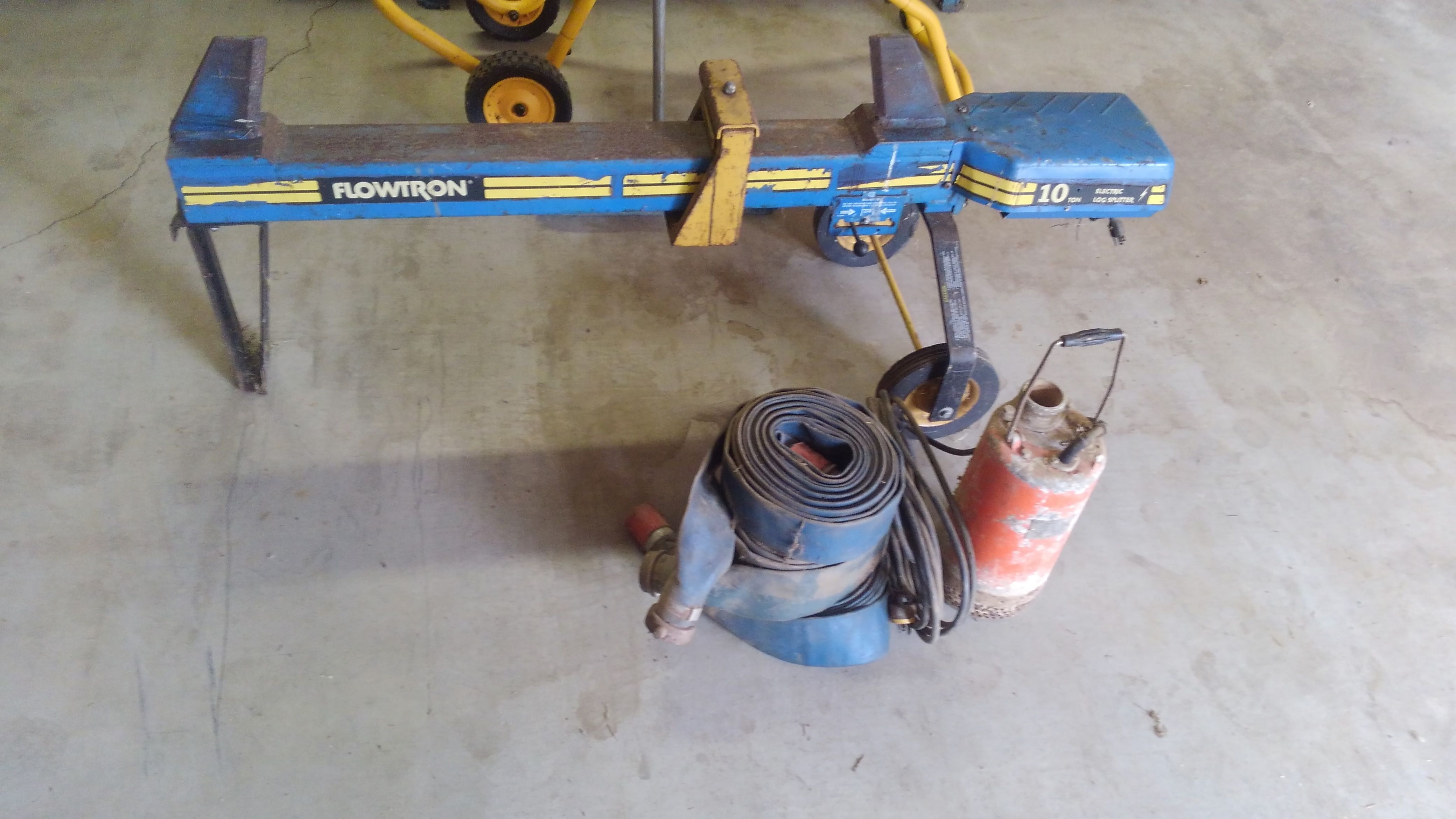 Log splitter floating electric 10 ton log splitter for Sale in