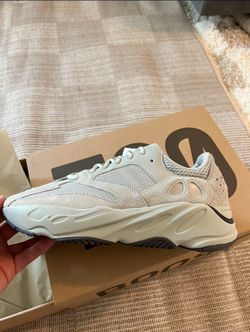 Yeezy 700 Salt
