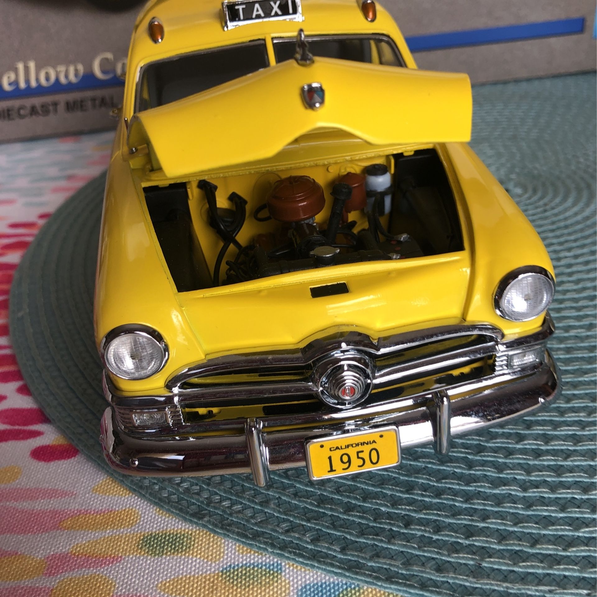 1950 Ford Yellow Cab 1/18 スケール Yellow cab 1950 Ford 1/18 scale