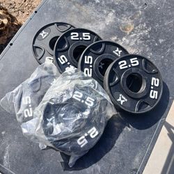 XULT 2.5 LBS Rubber Coated Bumper Plates
