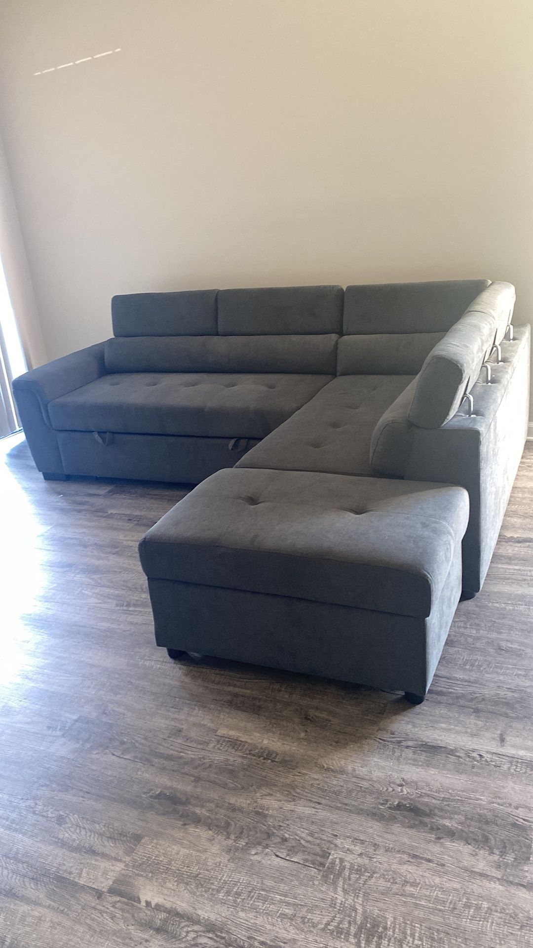 Sleeper Sectional Adjustable Headrest With Ottoman