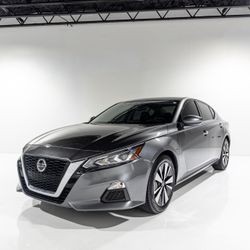 2021 Nissan Altima SV