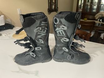 Off.  Road.  Boots.    For. Man.  Size.  11.