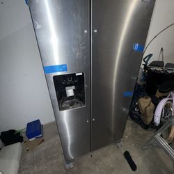 Whirlpool Refrigerator 