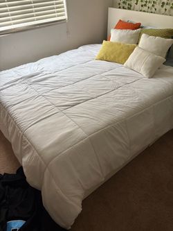 $250 Queen Bedroom Set