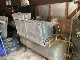Heavy duty industrial type compressor 120 gallon, been sitting in garage for years. Originally in a full service automobile repair shop in the 80s Chi