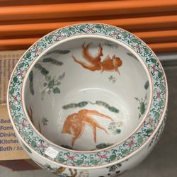Chinese Famille Rose Porcelain Koi Fish Planter Flower Pot 9 high