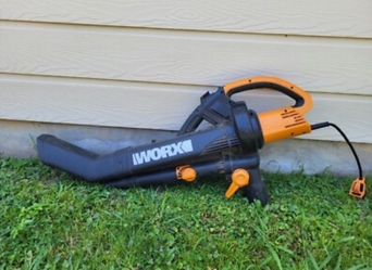 Electric leaf blower/vacuum