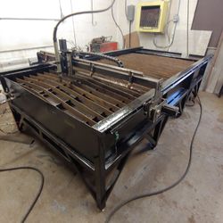 Plasma Table Holds  4’ X 8’ Sheet Metal